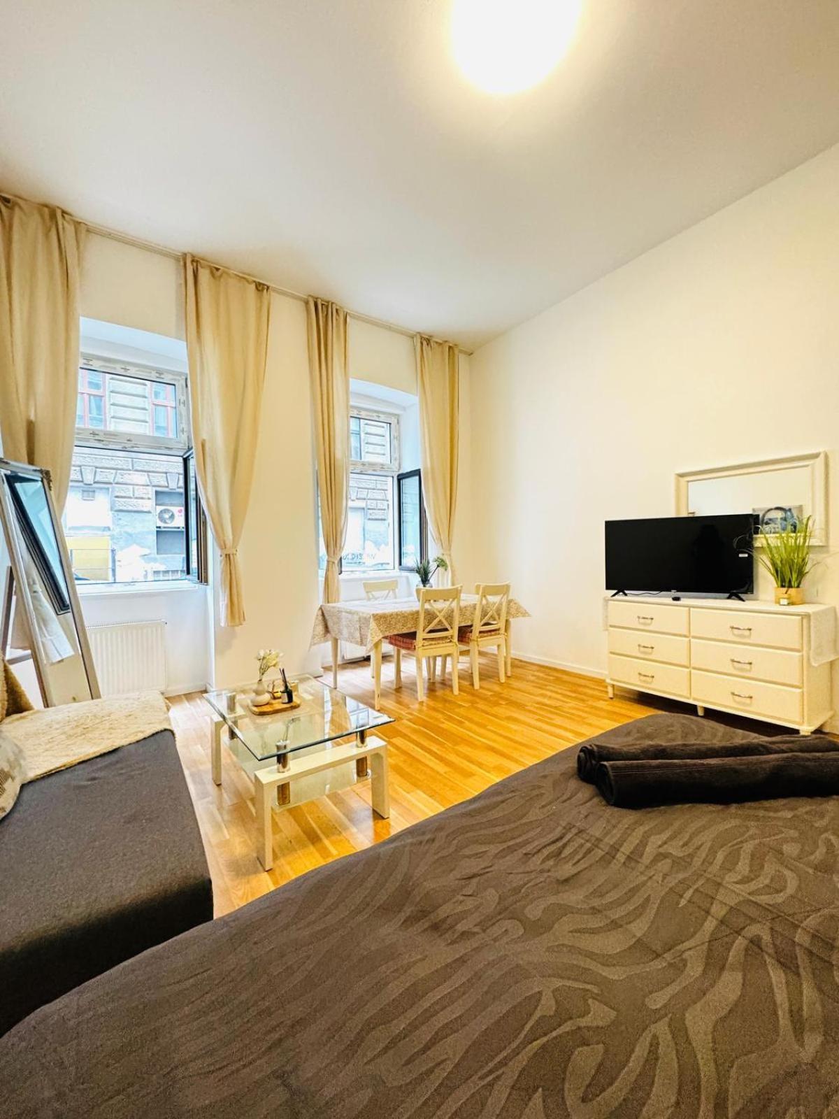Comfortable Apt, 15minutes To Rathausplatz * Wien