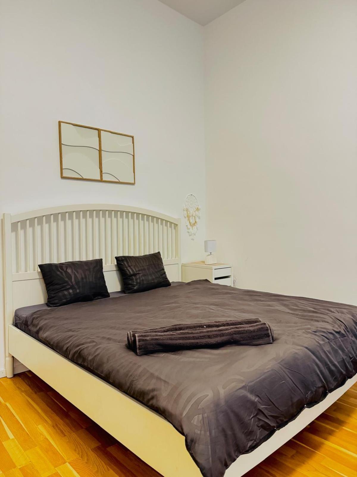 Comfortable Apt, 15minutes To Rathausplatz Wien