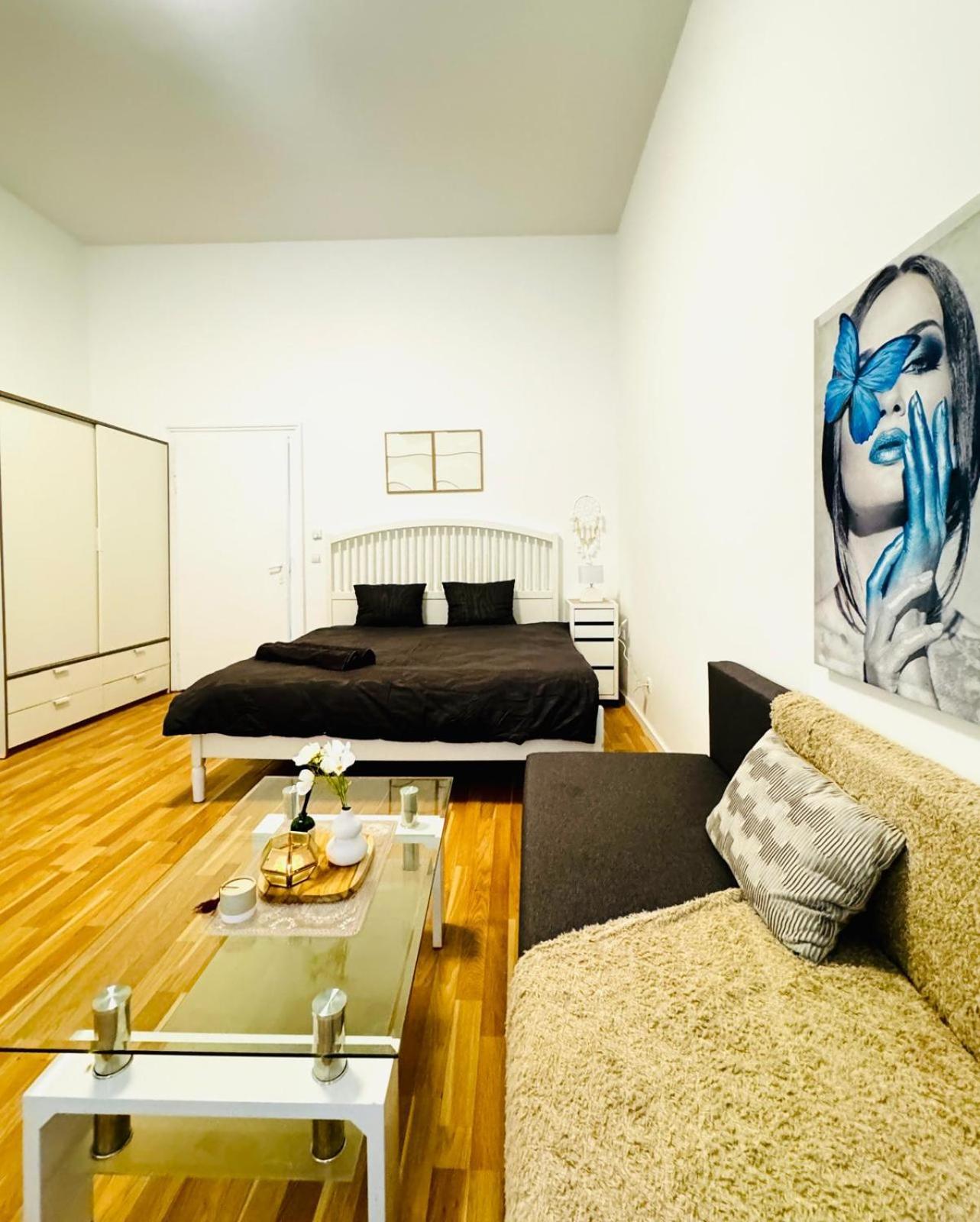 Comfortable Apt, 15minutes To Rathausplatz Wien